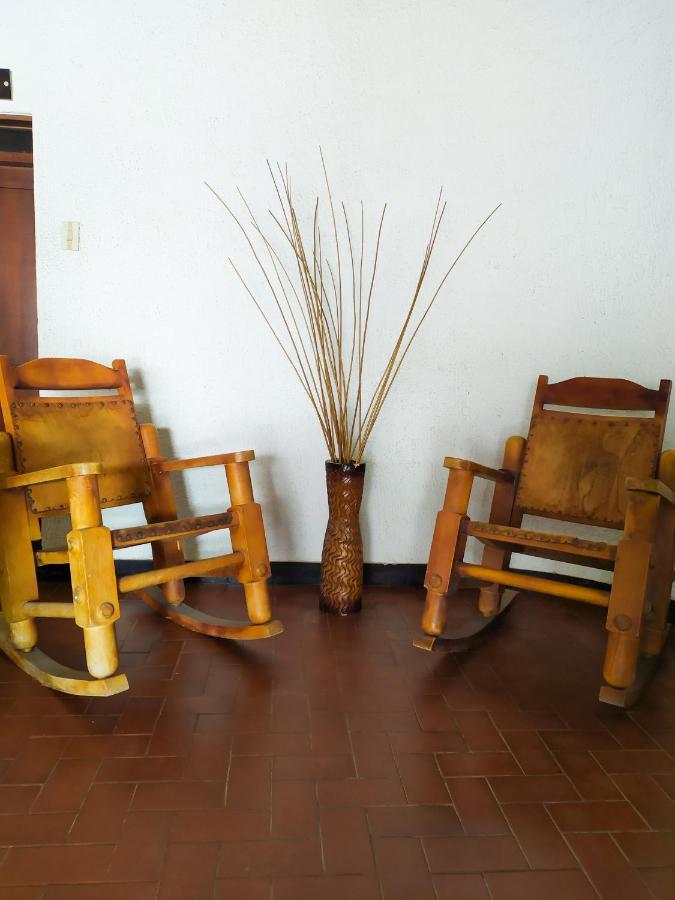 Hotel Plaza Colonial バジェドゥパル エクステリア 写真