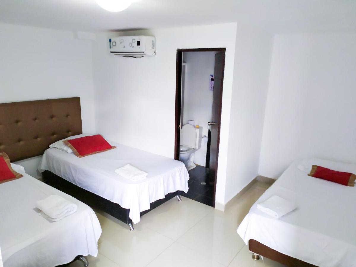 Hotel Plaza Colonial バジェドゥパル エクステリア 写真